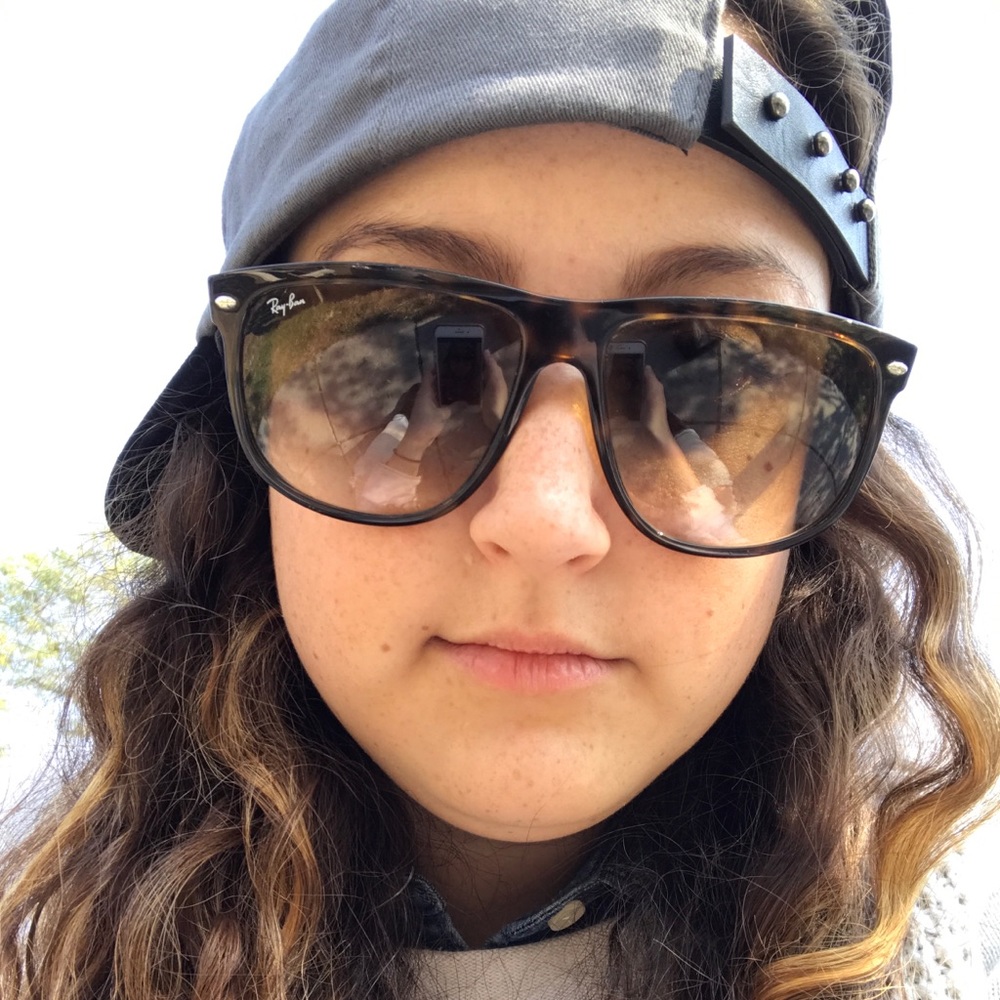 Meet your Posher, Rachel